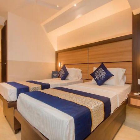 Hotel Mourya Residency نافي مومباي المظهر الخارجي الصورة
